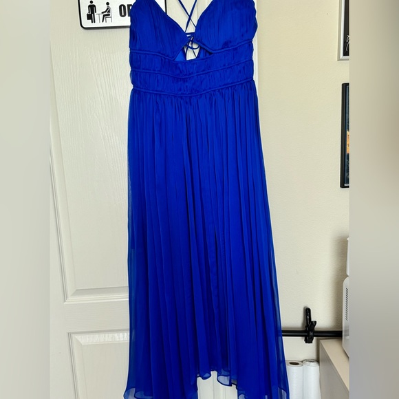 Gianni Bini cobalt blue Londyn Chiffon Dress NWT - Picture 5 of 6